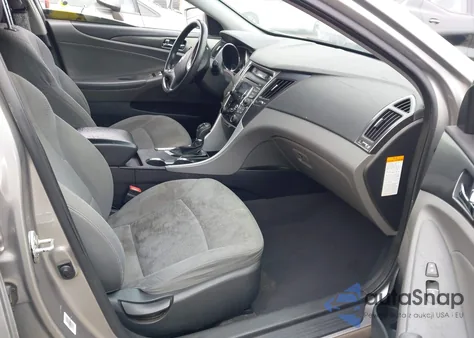 2012 Hyundai Sonata Hybrid из США, поврежденный, VIN KMHEC4A47CA031617